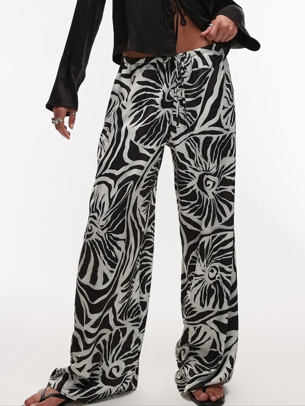 Topshop satin wide leg pants Size 10 NWT
